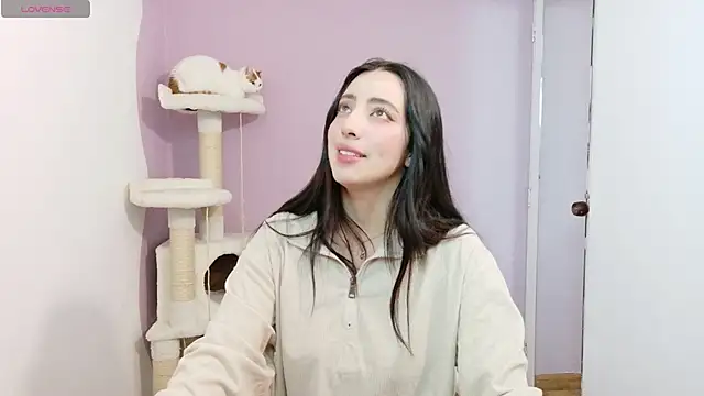 Rebbecawhite meow online show from 02/11/26, 11:21