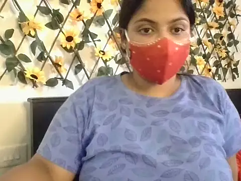 Snapshot of Tamil_hot_whiskey_girl chatting on 03/11/26, 09:59 Tamil hot whiskey girl online show from 03/11/26, 09:59