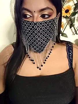 Snapshot of Tamil_hot_whiskey_girl chatting on 04/22/26, 04:41 Tamil hot whiskey girl online show from 04/22/26, 04:41