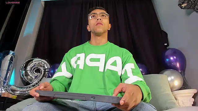 Colstorw  online show from 11/15/25, 10:23