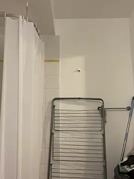 Snapshot of Renoirmonter chatting on 11/14/25, 12:20 Renoirmonter online show from 11/14/25, 12:20