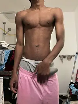 Snapshot of Renoirmonter chatting on 11/26/25, 10:33 Renoirmonter online show from 11/26/25, 10:33