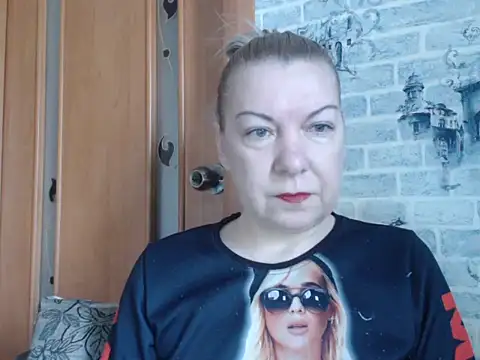 Lillia Ray online show from 02/01/26, 08:35