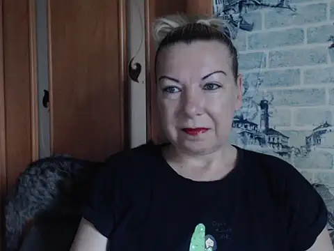Snapshot of Lillia_Ray chatting on 06/25/26, 06:18 Lillia Ray online show from 06/25/26, 06:18