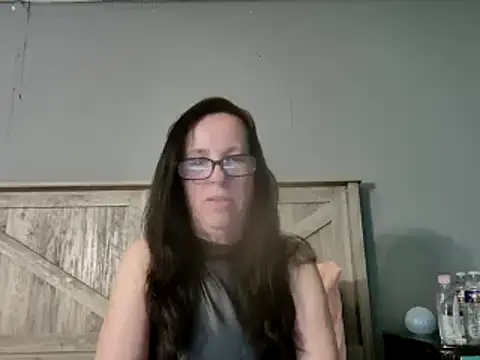 peachgoddess online show from 03/21/25, 08:18