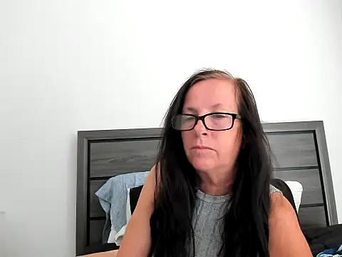 peachgoddess online show from 09/15/25, 03:12