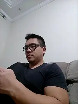 awesometeacher33 online show from 03/13/25, 06:23