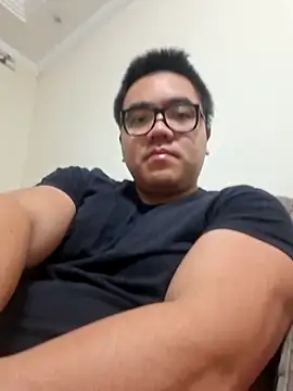 Snapshot of awesometeacher33 chatting on 05/13/26, 05:05 awesometeacher33 online show from 05/13/26, 05:05