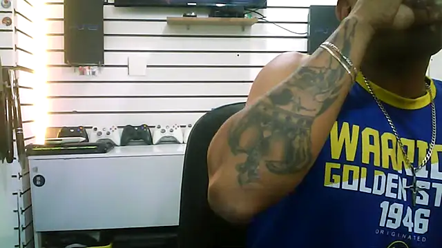 Snapshot of membro_destruidor chatting on 11/12/25, 03:34 membro destruidor online show from 11/12/25, 03:34