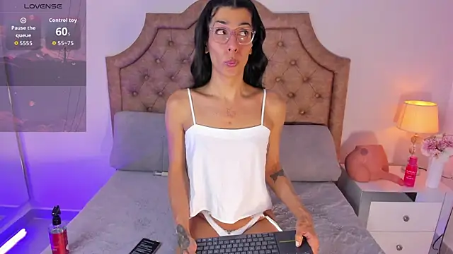 Mandyy1  online show from 02/18/26, 08:16