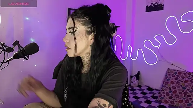 Snapshot of AnfisaLetyagho chatting on 03/10/26, 10:04 AnfisaLetyagho online show from 03/10/26, 10:04