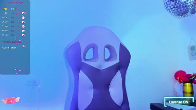 julieta caceres1 online show from 03/22/25, 11:21