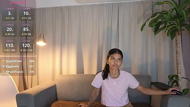 YuliethPetite online show from 01/09/26, 11:13