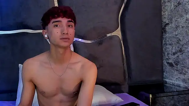 LauryAndNarem69 online show from 03/22/25, 03:09