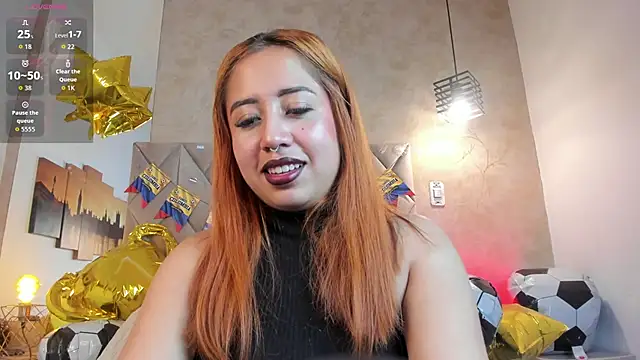 Snapshot of kailinmoonx chatting on 06/16/26, 12:52 kailinmoonx online show from 06/16/26, 12:52