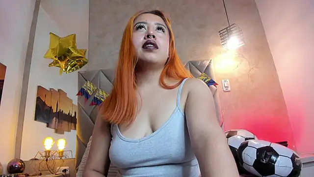 Snapshot of kailinmoonx chatting on 07/18/26, 11:36 kailinmoonx online show from 07/18/26, 11:36