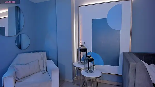 AmaliaCrus online show from 11/17/25, 12:16