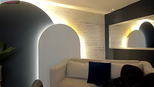 AmaliaCrus online show from 04/04/26, 08:06