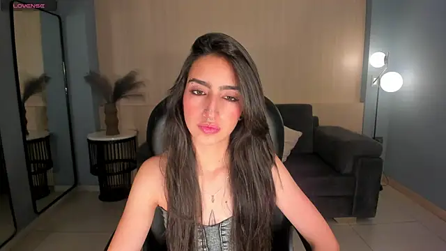 LarisaSmirnov online show from 09/17/25, 04:25