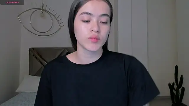 MaiaCollins online show from 02/04/26, 05:41