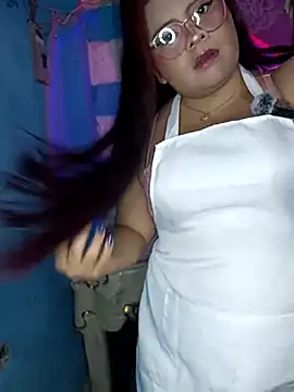 Snapshot of Trilyn25 chatting on 10/29/25, 02:58 Trilyn25 online show from 10/29/25, 02:58