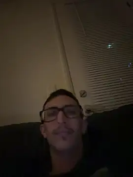 Snapshot of danielmiller2017 chatting on 03/14/25, 05:16 danielmiller2017 online show from 03/14/25, 05:16