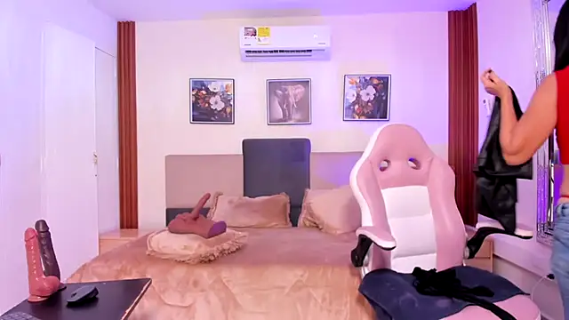 Snapshot of loress_ass_mature chatting on 10/02/25, 11:23 loress ass mature online show from 10/02/25, 11:23