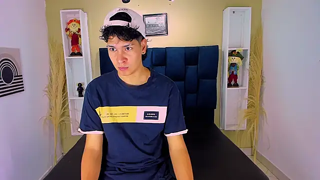 Jhojan twink online show from 09/24/25, 11:35