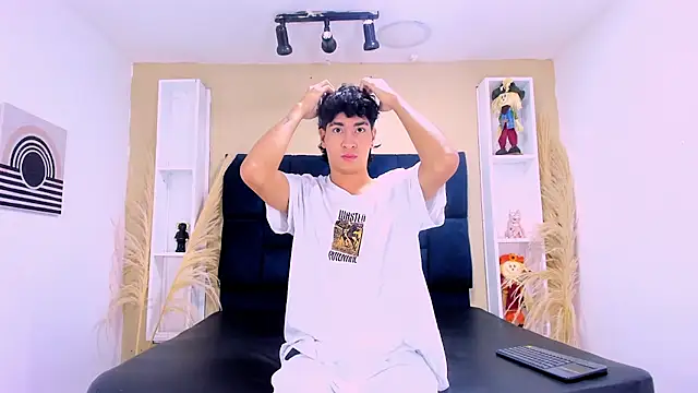 Jhojan twink online show from 10/03/25, 12:13