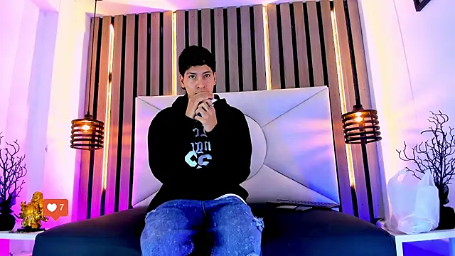 Jhojan twink online show from 11/14/25, 12:37