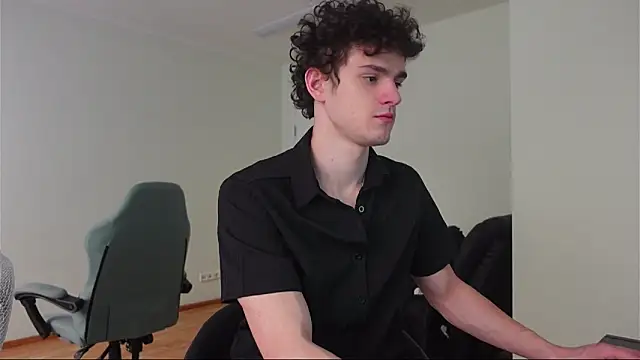 Snapshot of Brad_Holloway chatting on 03/22/26, 07:12 Brad Holloway online show from 03/22/26, 07:12