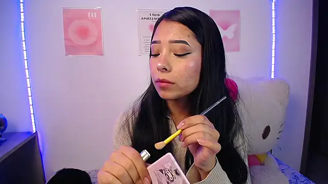 Emilybutterfly1 online show from 12/03/25, 03:25