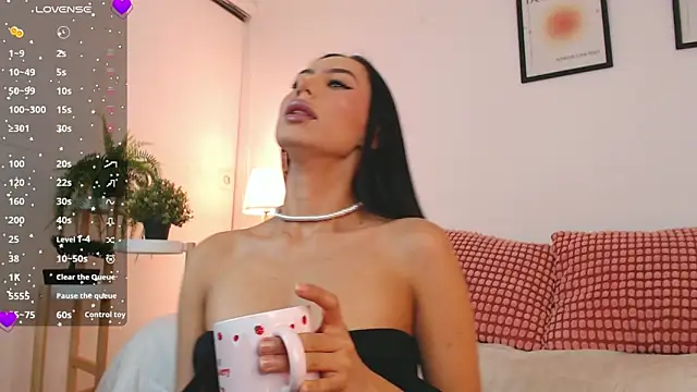 Valen ross  online show from 09/25/25, 12:03