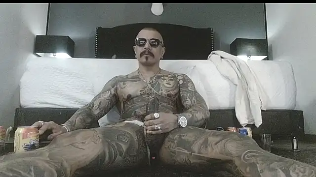 danilog515 online show from 11/09/25, 09:02