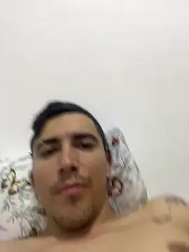 pareja curiosa19 online show from 01/15/26, 04:06