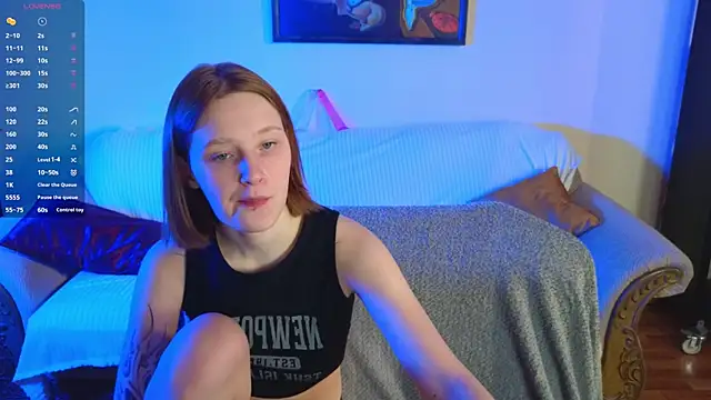 Snapshot of Tara_Lawson chatting on 09/17/25, 11:12 Tara Lawson online show from 09/17/25, 11:12