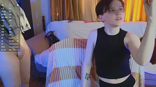 Snapshot of Tara_Lawson chatting on 09/24/25, 11:24 Tara Lawson online show from 09/24/25, 11:24