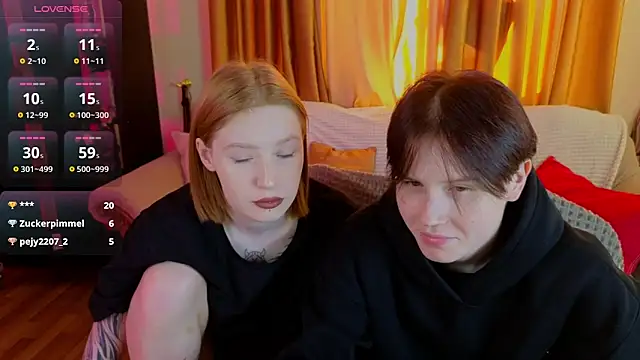 Snapshot of Tara_Lawson chatting on 10/12/25, 11:20 Tara Lawson online show from 10/12/25, 11:20