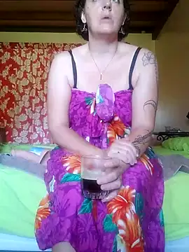 emiliemilf online show from 06/23/26, 08:29