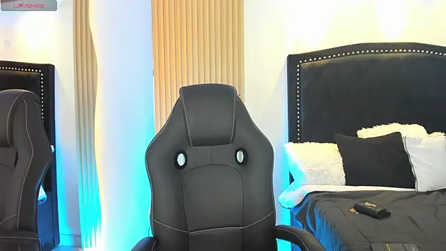 LiamWildx20 online show from 06/03/26, 04:26