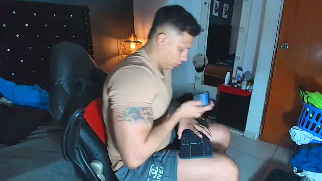 ethan dalton  online show from 12/22/25, 03:14