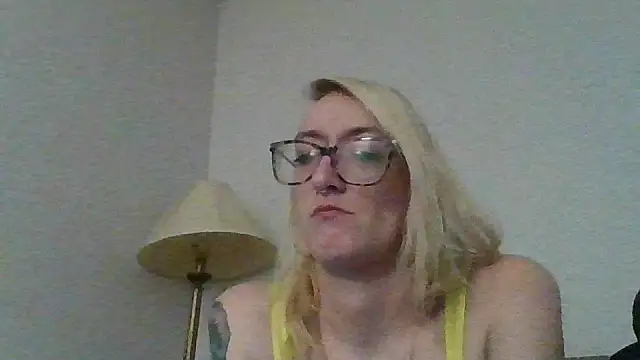 Kittaekatt online show from 02/05/26, 03:55