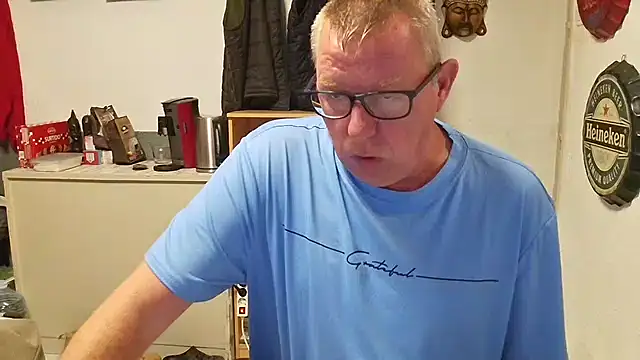 JamesBauer online show from 04/12/26, 04:39