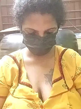 Snapshot of poojaa-rani chatting on 03/06/26, 06:15 poojaa-rani online show from 03/06/26, 06:15