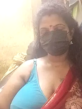 Snapshot of poojaa-rani chatting on 03/24/26, 04:56 poojaa-rani online show from 03/24/26, 04:56