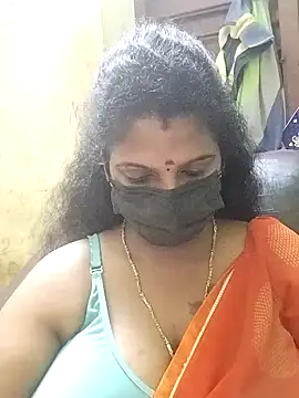 Snapshot of poojaa-rani chatting on 03/29/26, 06:30 poojaa-rani online show from 03/29/26, 06:30