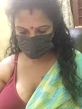 Snapshot of poojaa-rani chatting on 04/02/26, 06:16 poojaa-rani online show from 04/02/26, 06:16
