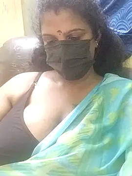 Snapshot of poojaa-rani chatting on 04/11/26, 06:34 poojaa-rani online show from 04/11/26, 06:34
