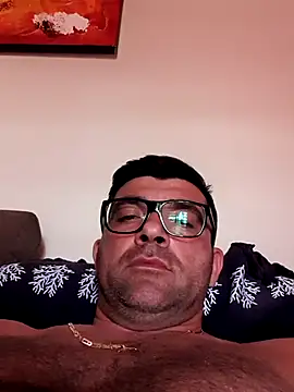 Snapshot of Maurzio@xh chatting on 06/30/26, 02:40 Maurzioxh online show from 06/30/26, 02:40