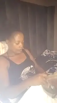 Snapshot of sexylira chatting on 03/20/25, 05:25 sexylira online show from 03/20/25, 05:25